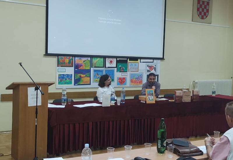 Slikovnica „Selo moje bake” predstavljena na 22. međunarodnom simpoziju kajkavaca u Krapini