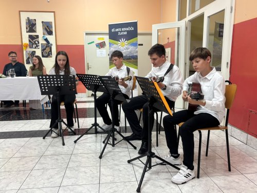 Održana promocija slikovnice ''Potraga za srećom'' mlade Ane Popov