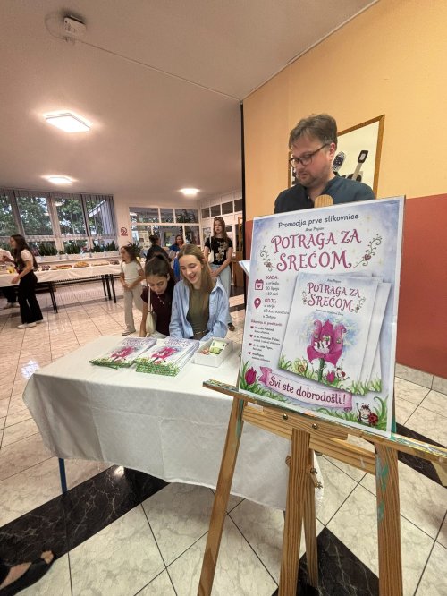 Održana promocija slikovnice ''Potraga za srećom'' mlade Ane Popov