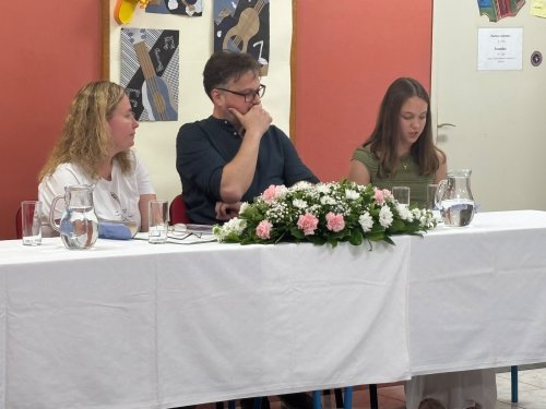 Održana promocija slikovnice ''Potraga za srećom'' mlade Ane Popov